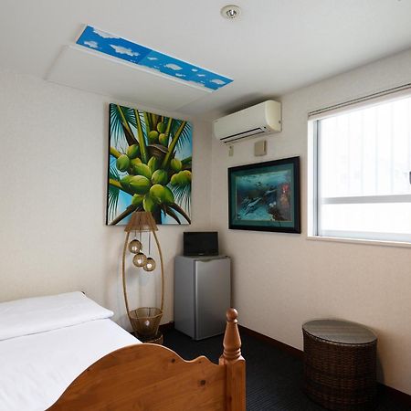 Guest House Grand Naha Kültér fotó
