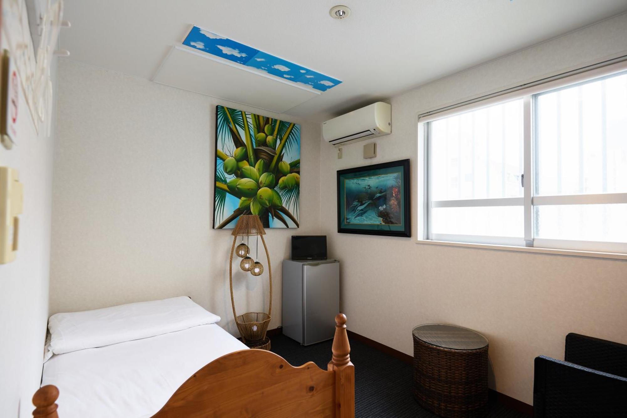 Guest House Grand Naha Kültér fotó