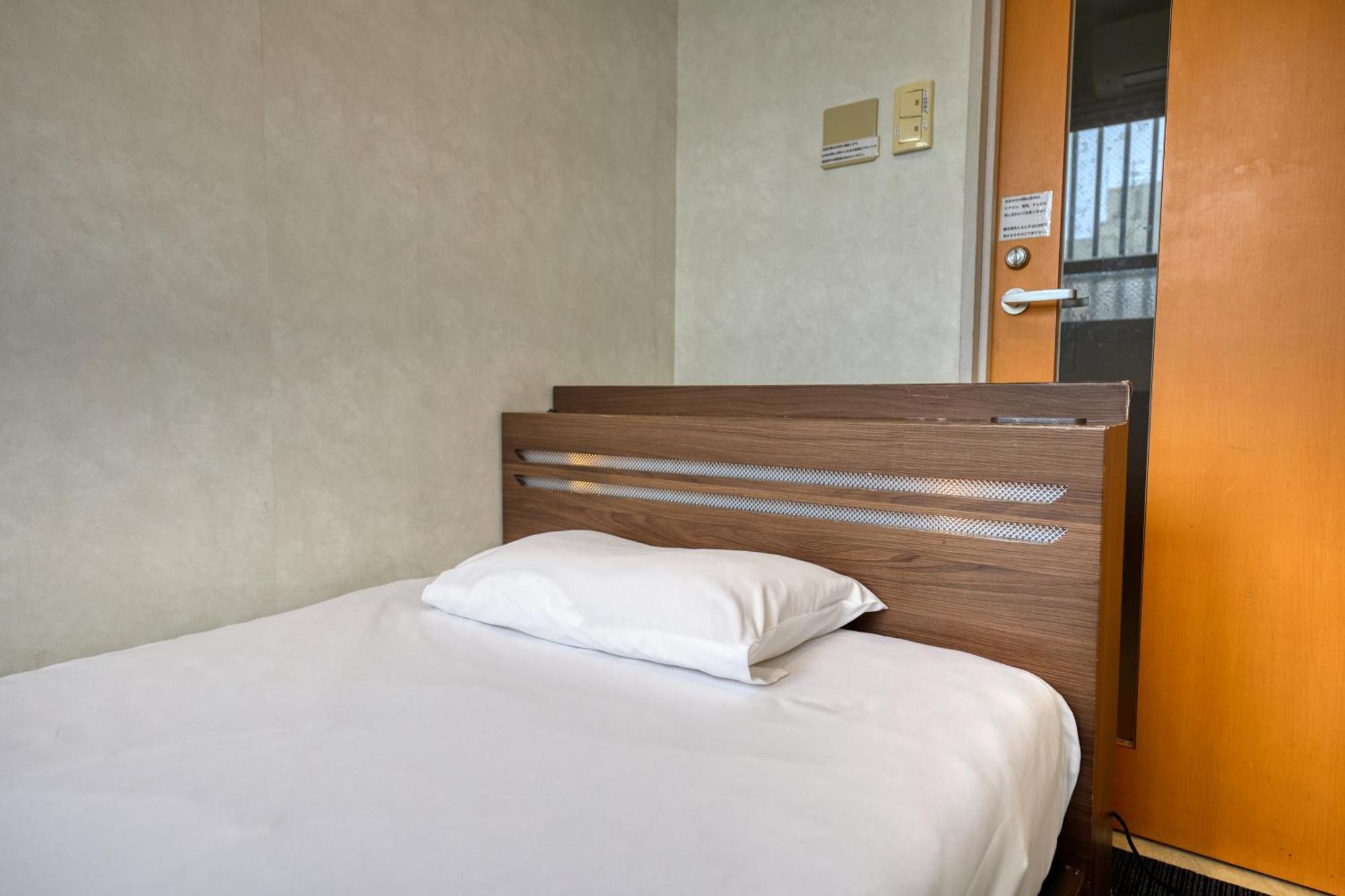 Guest House Grand Naha Kültér fotó
