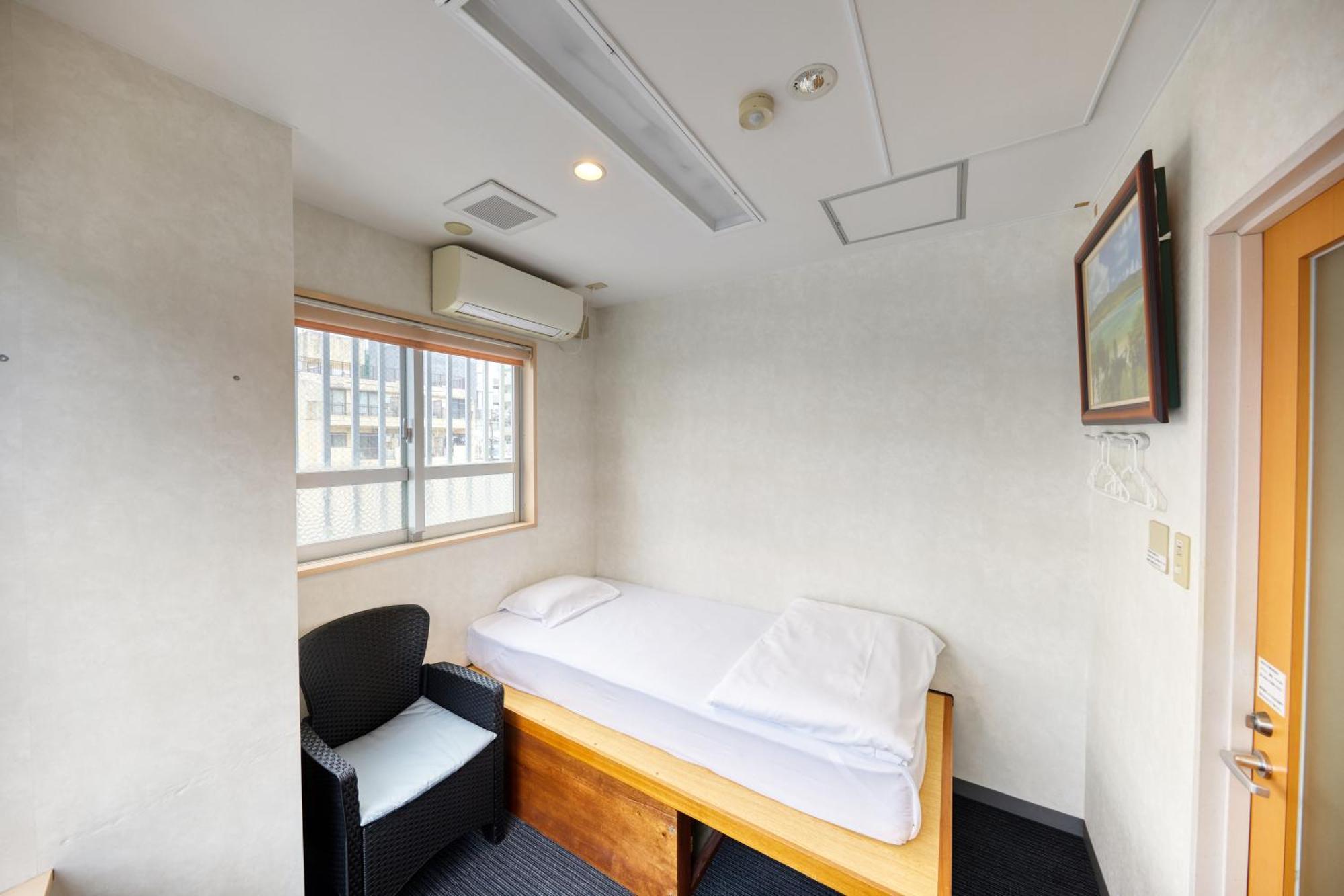 Guest House Grand Naha Kültér fotó