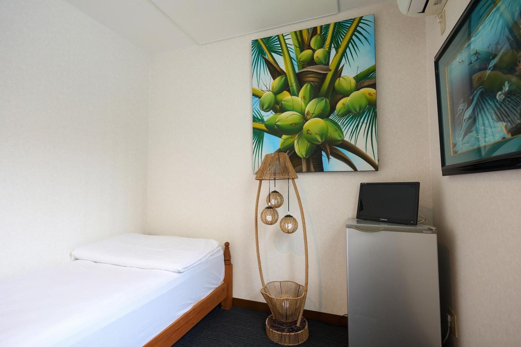 Guest House Grand Naha Kültér fotó